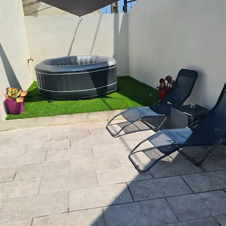 Avec Exterieur Prive Et Jacuzzi * Narbonne